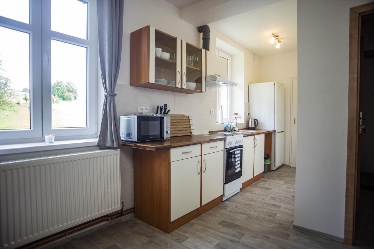 Apartmany Ve Mlejne Cachrov Εξωτερικό φωτογραφία
